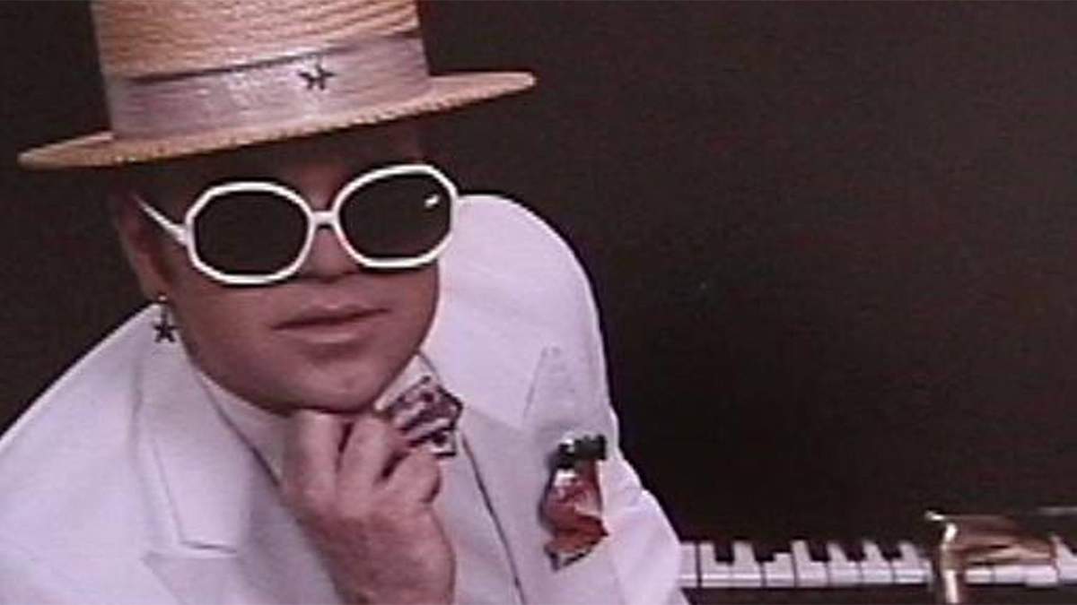 Close up photo of an Elton John impersonator for the Elton John Tribute Show Starring Bill Connors in Myrtle Beach, South Carolina, USA