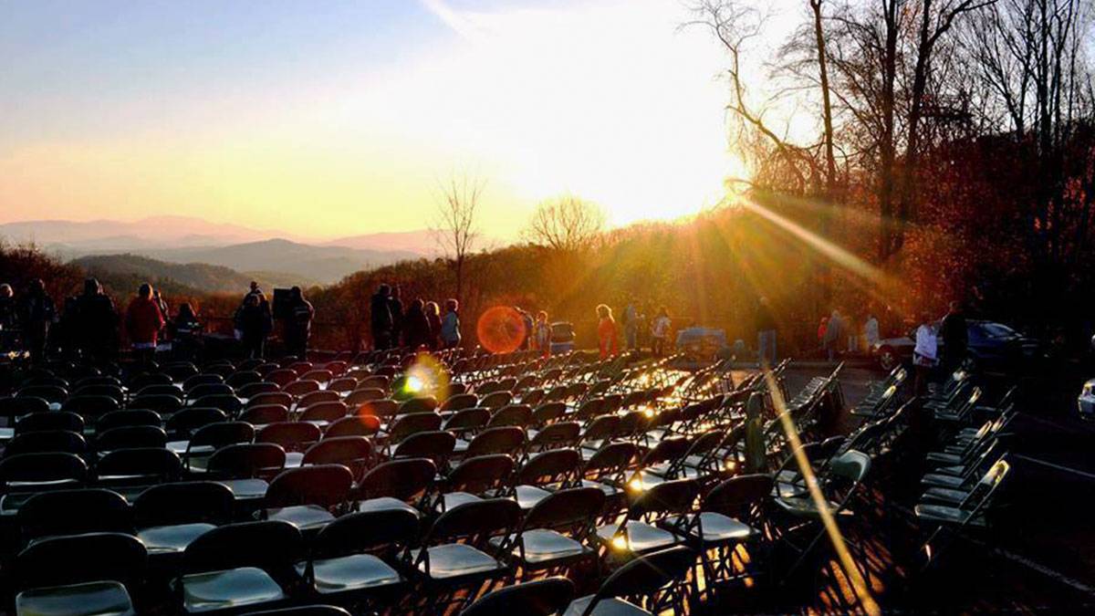 easter-sunrise-service-ober-gatlinburg