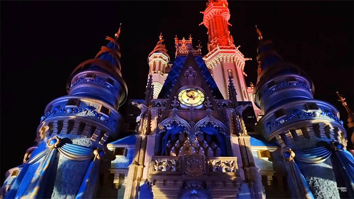 independence-day-at-disneyland-park-california